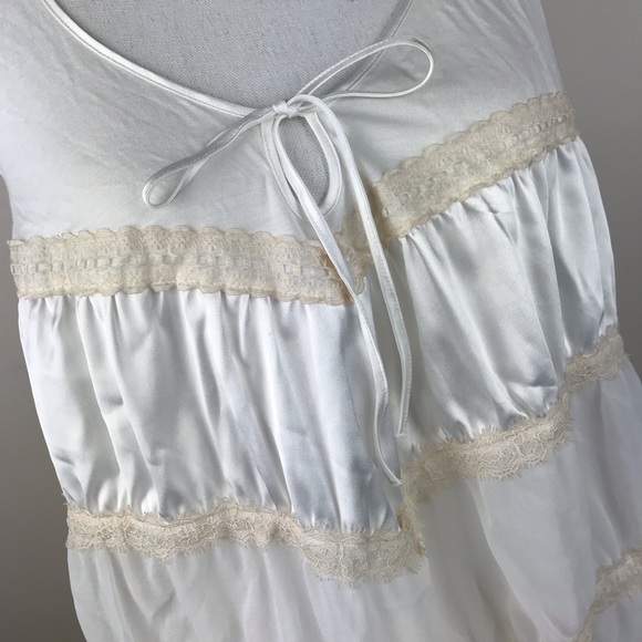 Victoria’s Secret Lace and Knit Camisole Medium - Picture 2 of 8